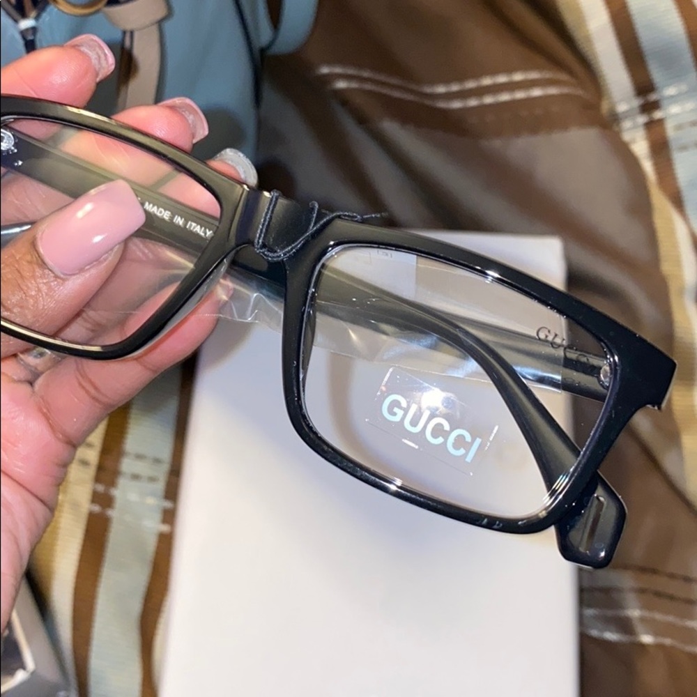 Gucci Black Frames 👓